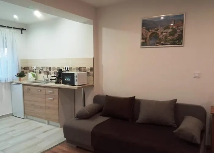 Erdi Muskatlis Vendeghaz